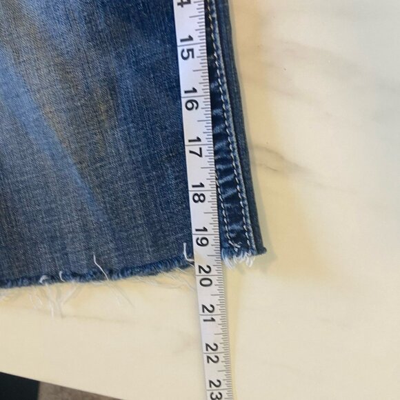 Miss Me Jeans Mid Rise Easy Crop Rhinestone embellished Women’s Sz 30 Dark Wash - Picture 13 of 13